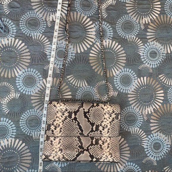 Tory Burch Fleming snakeskin embossed bag - Picture 9 of 12
